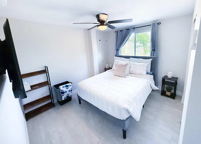 Casita Asu Mill Ave & Downtown Private Apartment Tempe